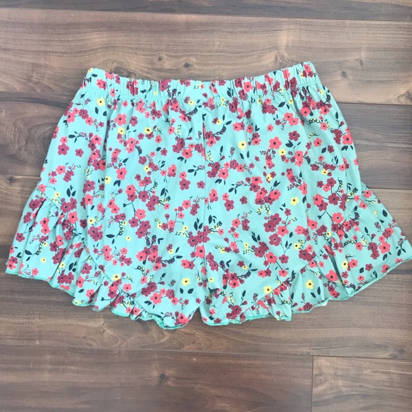 EUC ASOS maternity floral flare shorts size US2 - Picture 2 of 4